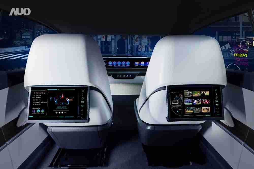 彩霸王新一代Smart Cockpit 2024，，，，以Micro LED先进显示技术优势，，，，创建〝可卷式后座娱乐显示器〞，，，，仅在互动时才显示出所需画面及信息，，，，扩充更丰富的娱乐和交互信息服务，，获国际奖项荣耀